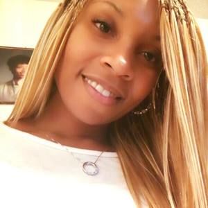 Meet your Posher, Kenetha